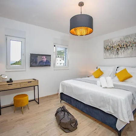 Appartement Luxury Penthouse Helena Makarska